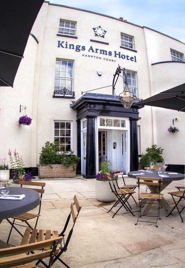 Отель The Kings Arms Кингстон на Темзе Экстерьер фото