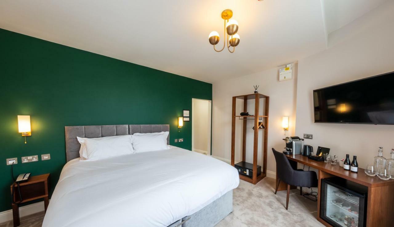 Отель The Kings Arms Кингстон на Темзе Экстерьер фото